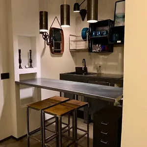 Appartement Fra Storia E Modernità, Milan